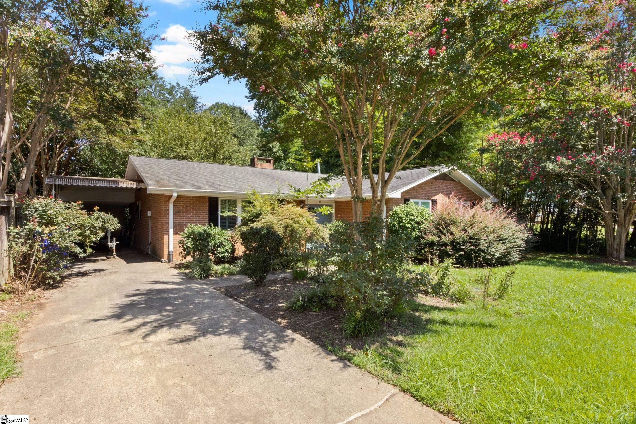 23 Richwood Drive Greenville, SC 29607