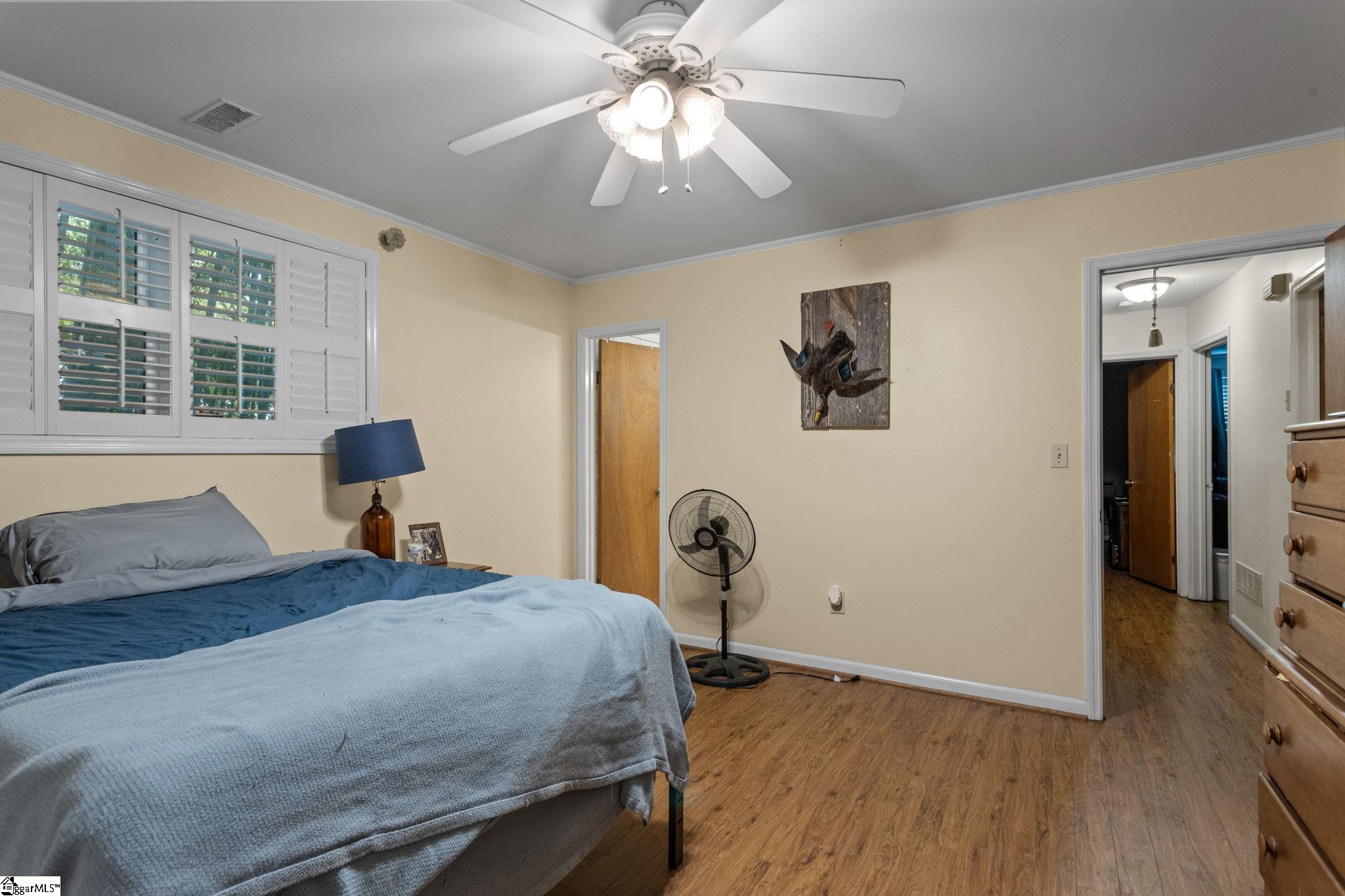 23 Richwood Drive Greenville, SC 29607