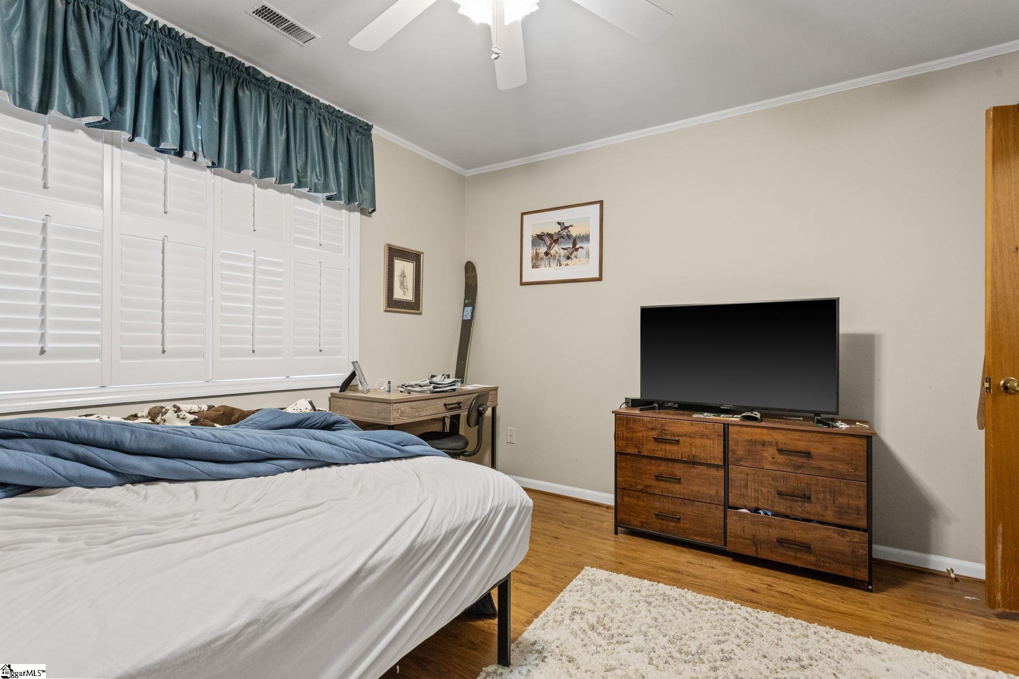 23 Richwood Drive Greenville, SC 29607