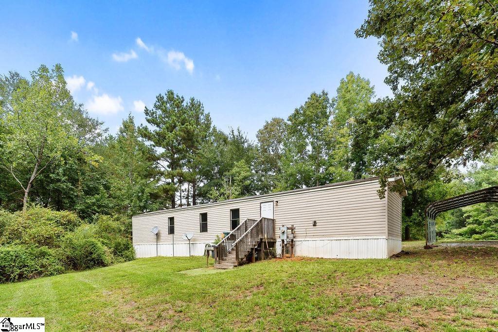 186 Corry Road Blacksburg, SC 29702