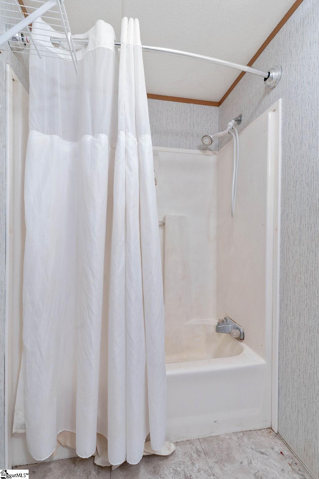 186 Corry Road Blacksburg, SC 29702