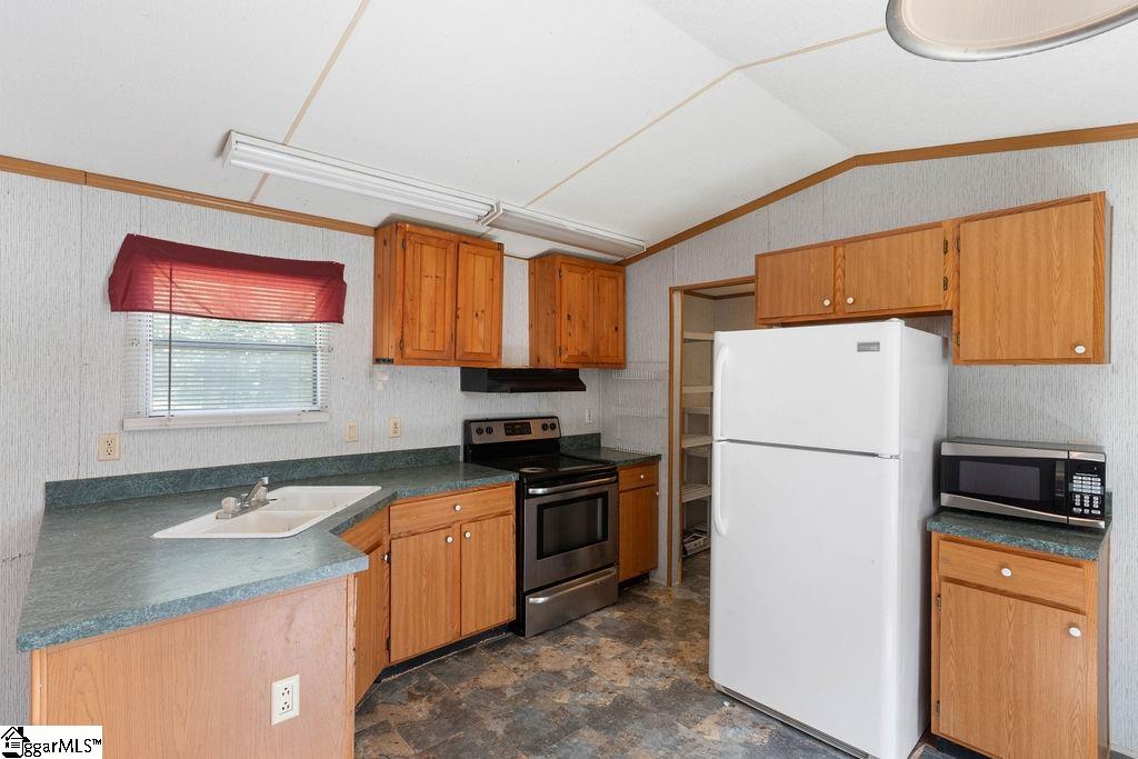 186 Corry Road Blacksburg, SC 29702