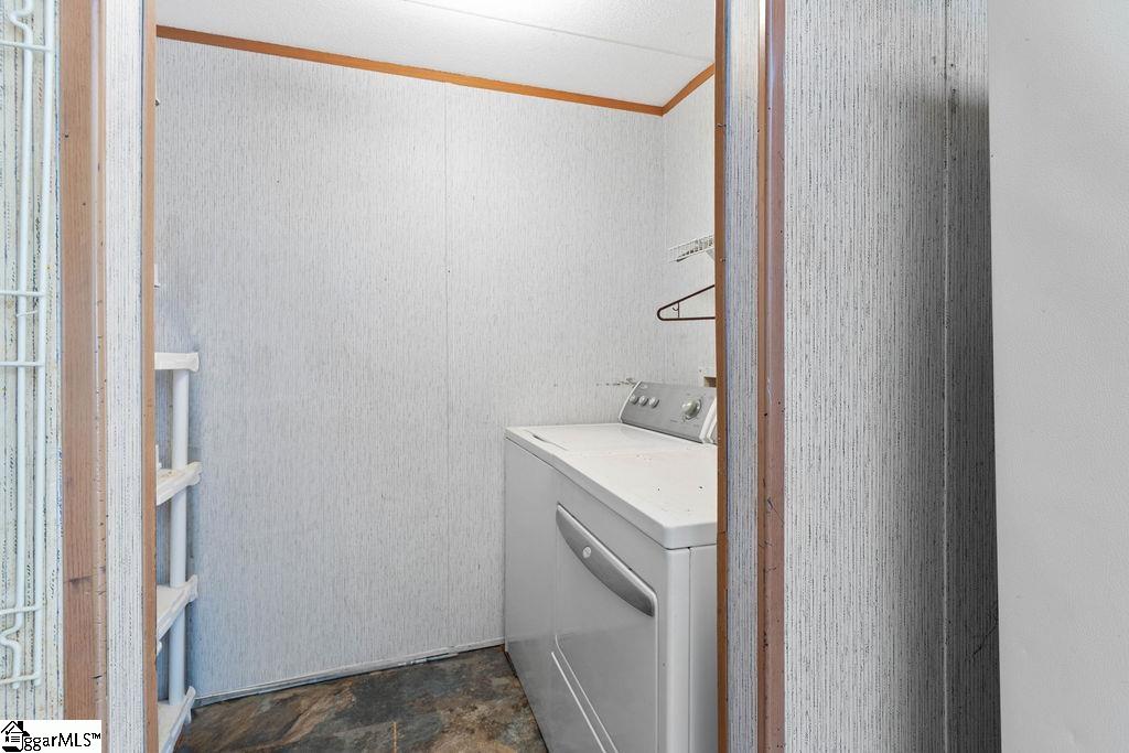 186 Corry Road Blacksburg, SC 29702