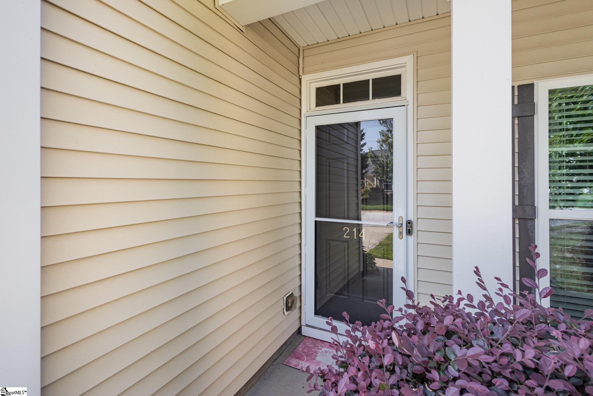 214 Rivers Edge Circle Simpsonville, SC 29680