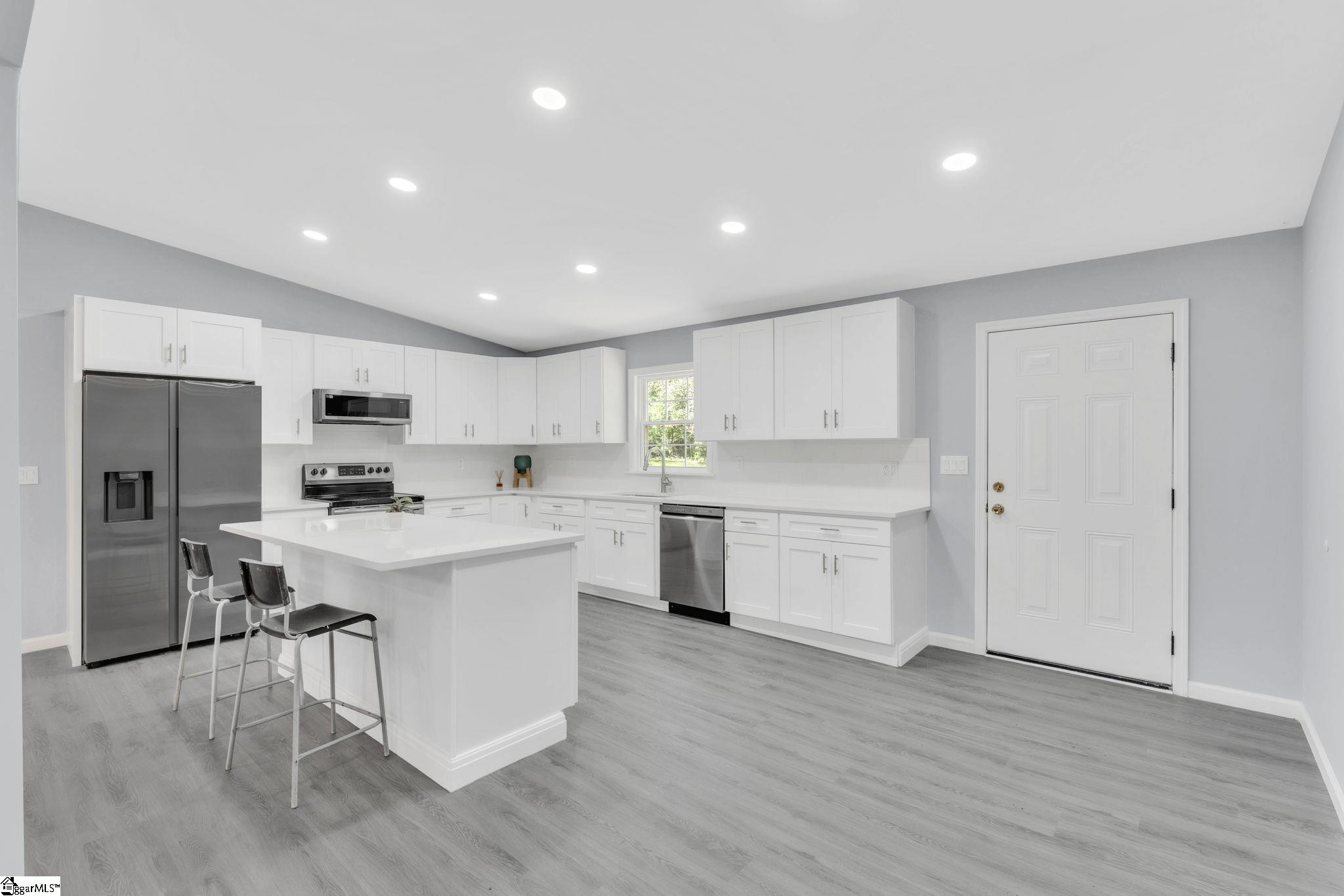 646 Millrock Church Road Gray Court, SC 29645