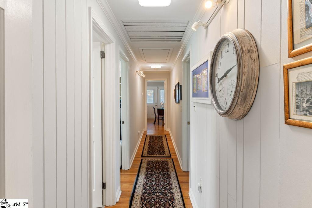 1134 N Rugby Road Hendersonville, NC 28791