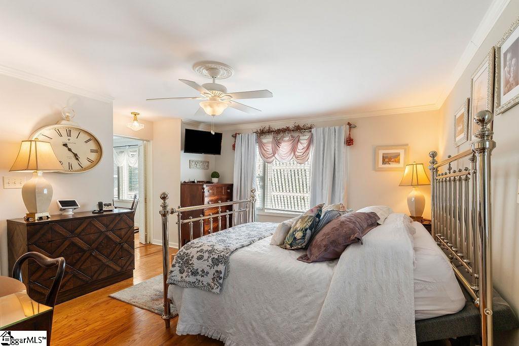 1134 N Rugby Road Hendersonville, NC 28791