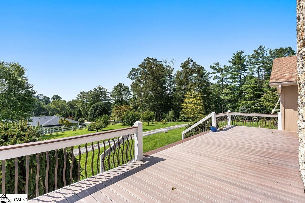 1134 N Rugby Road Hendersonville, NC 28791