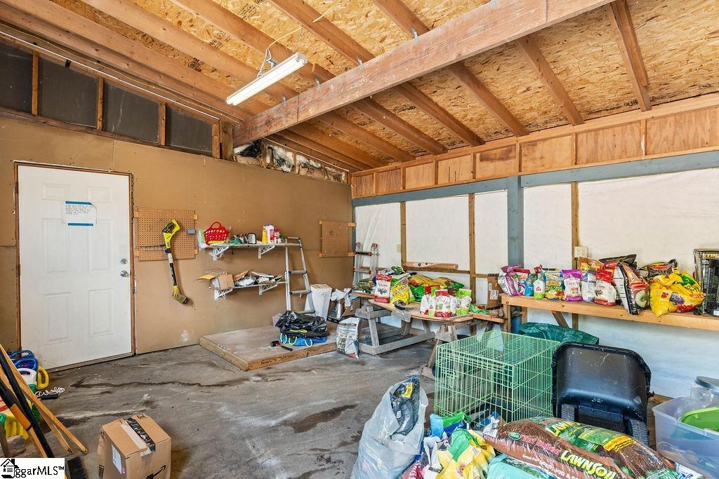 1134 N Rugby Road Hendersonville, NC 28791