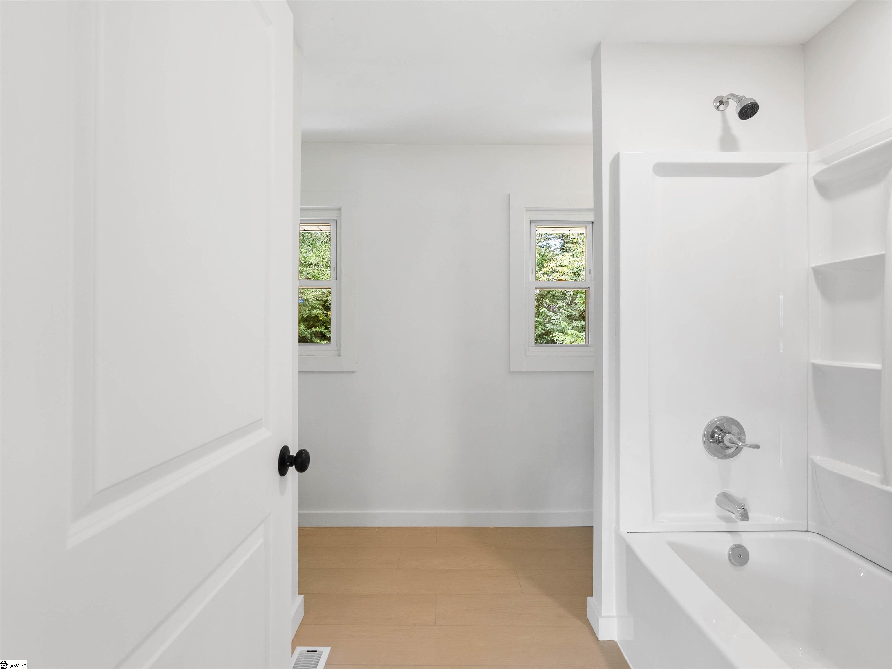 323 Crosby Circle Greenville, SC 29605