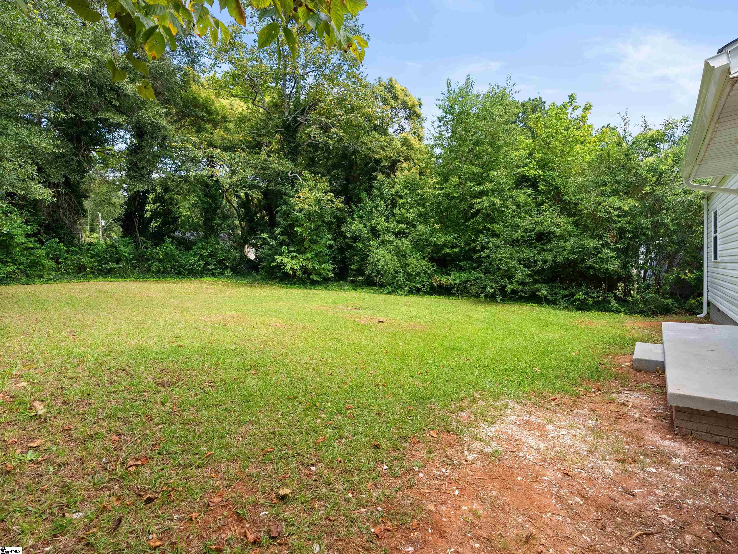 323 Crosby Circle Greenville, SC 29605