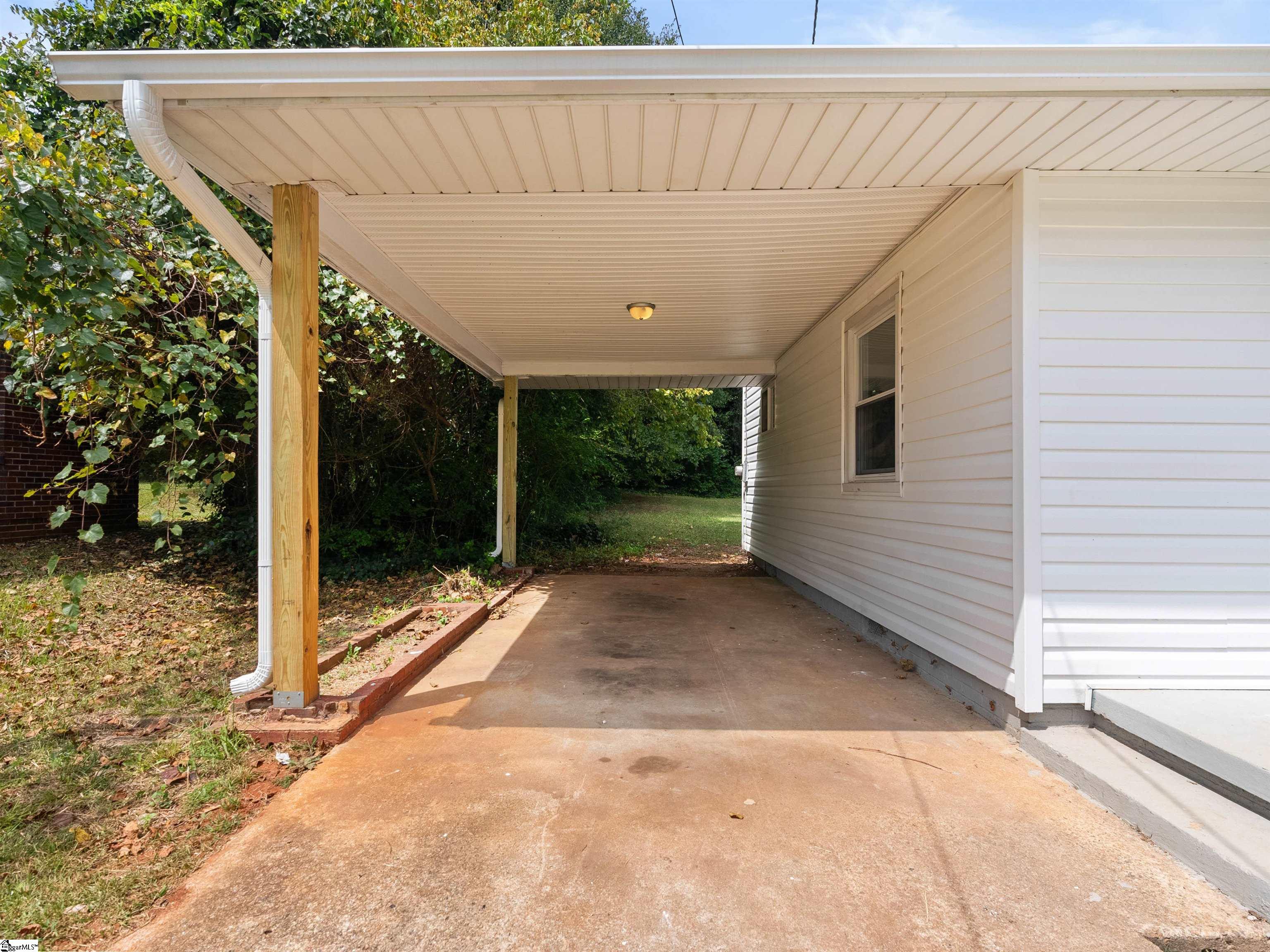 323 Crosby Circle Greenville, SC 29605