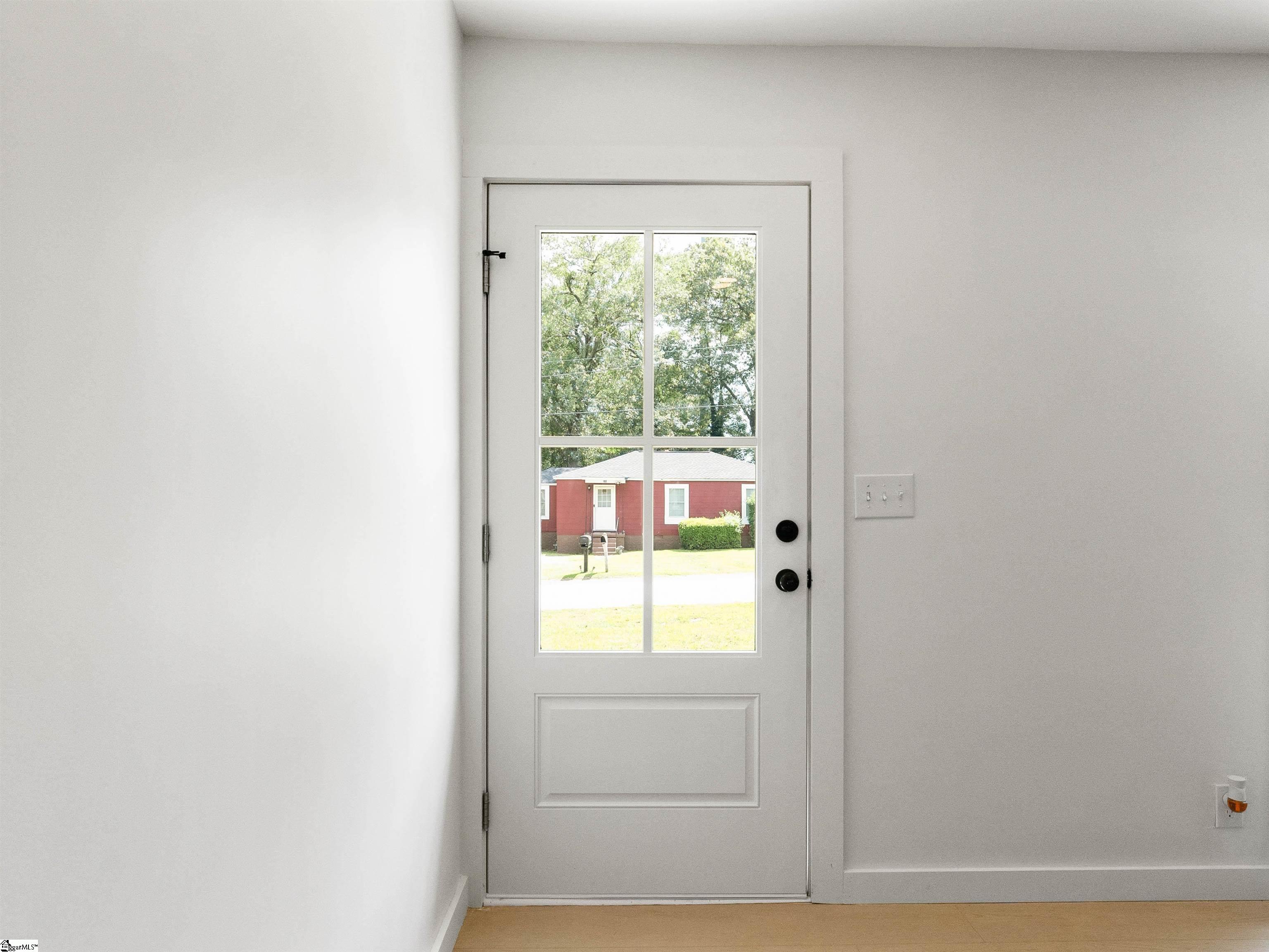 323 Crosby Circle Greenville, SC 29605