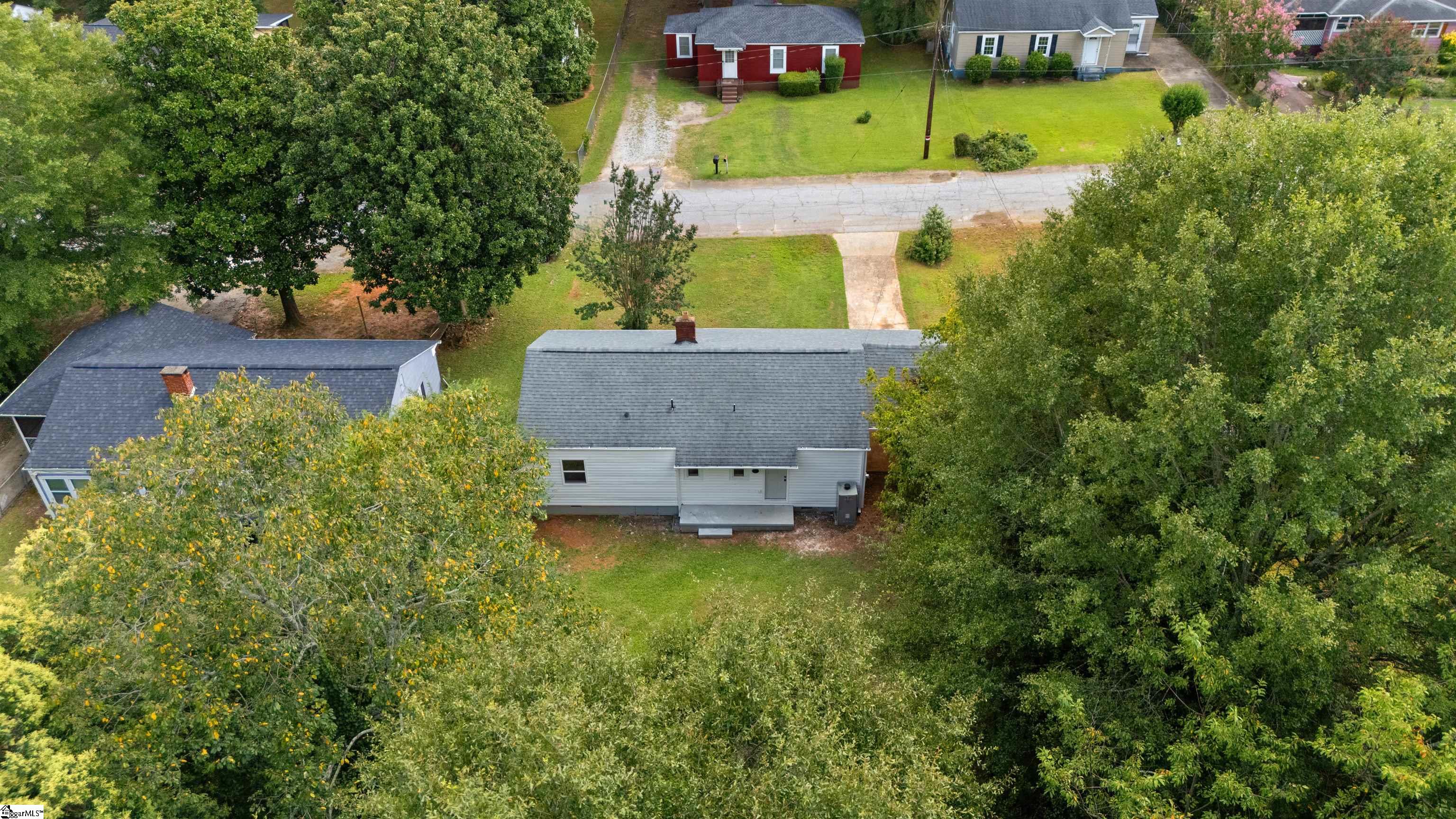 323 Crosby Circle Greenville, SC 29605