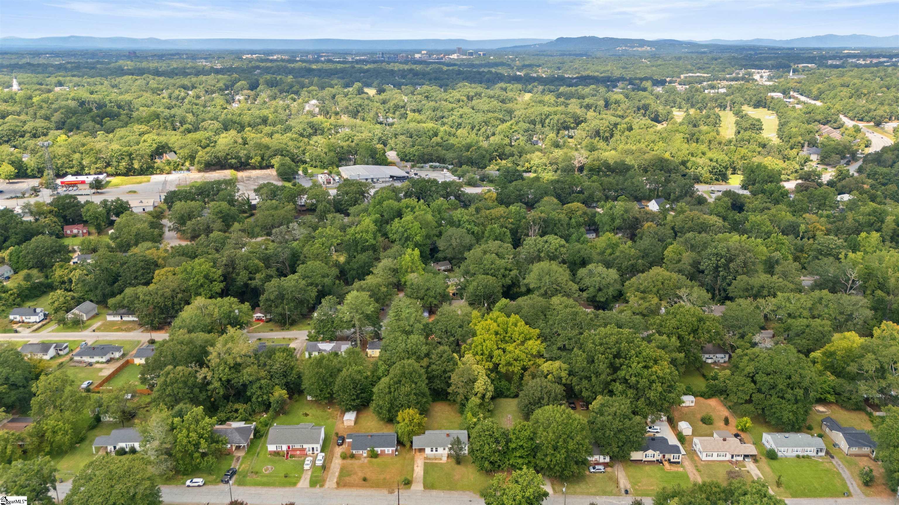 323 Crosby Circle Greenville, SC 29605