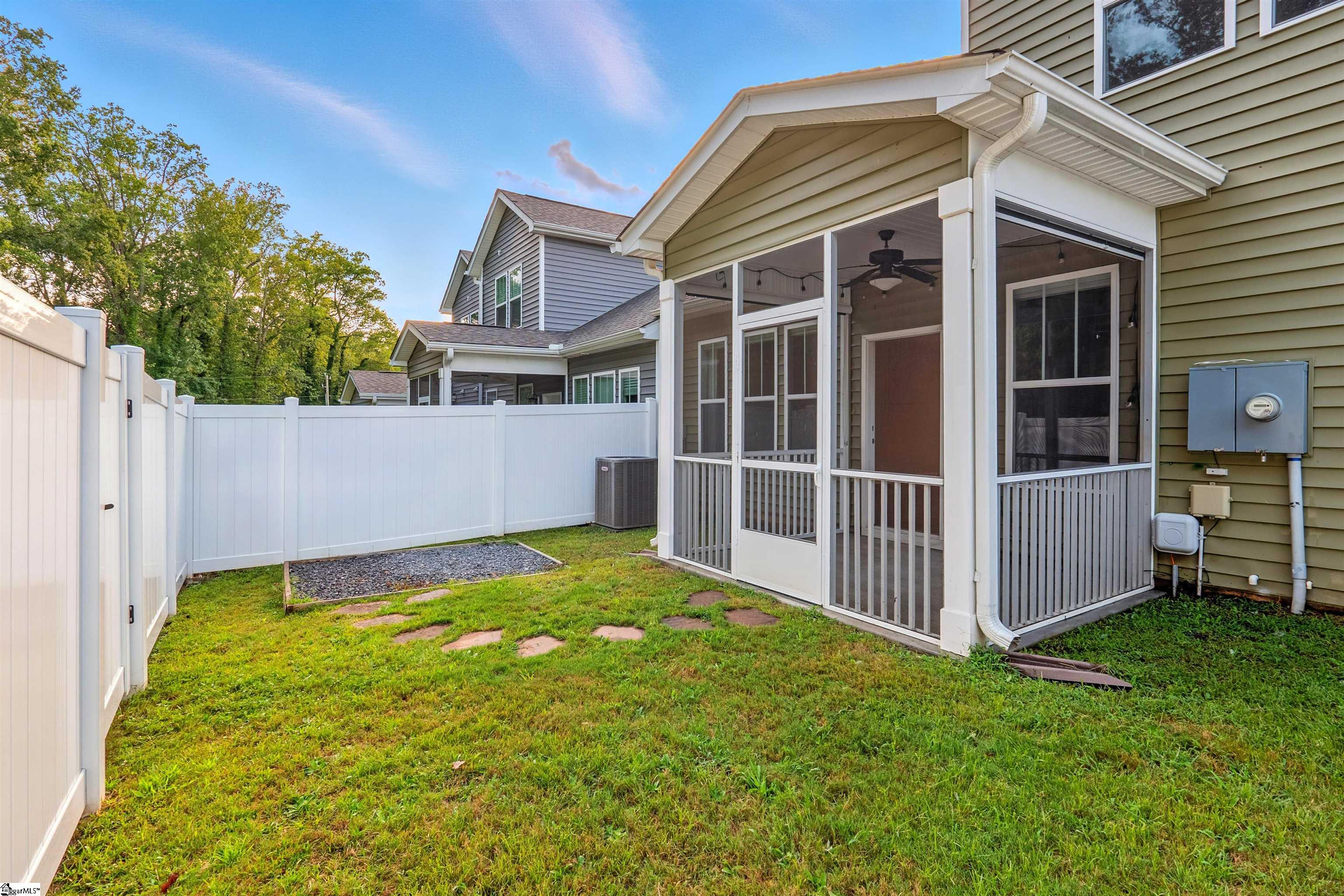 10 Creekhaven Lane Taylors, SC 29687