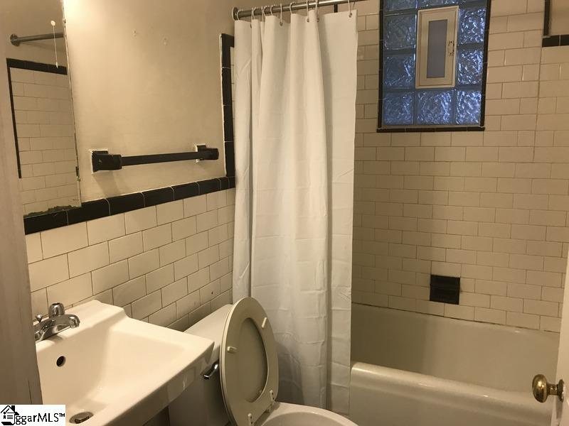 607 Townes Street Greenville, SC 29609