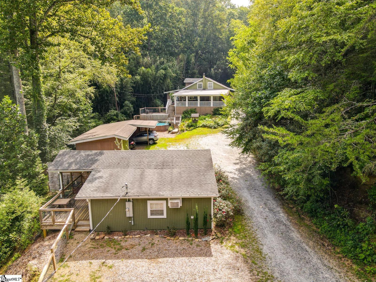 1924 Lamb Mountain Road Hendersonville, NC 28792