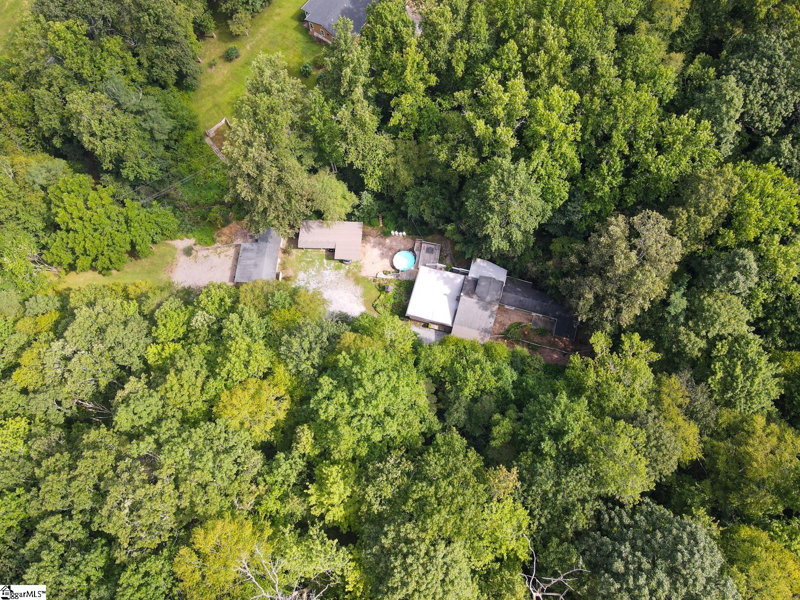 1924 Lamb Mountain Road Hendersonville, NC 28792