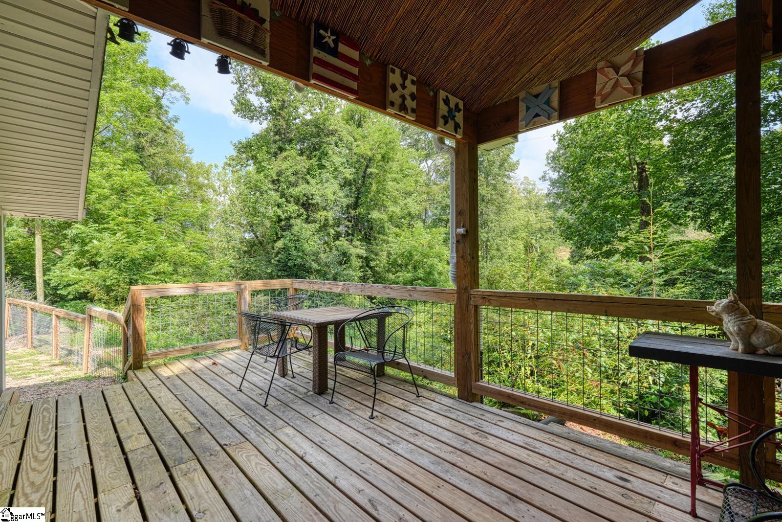 1924 Lamb Mountain Road Hendersonville, NC 28792