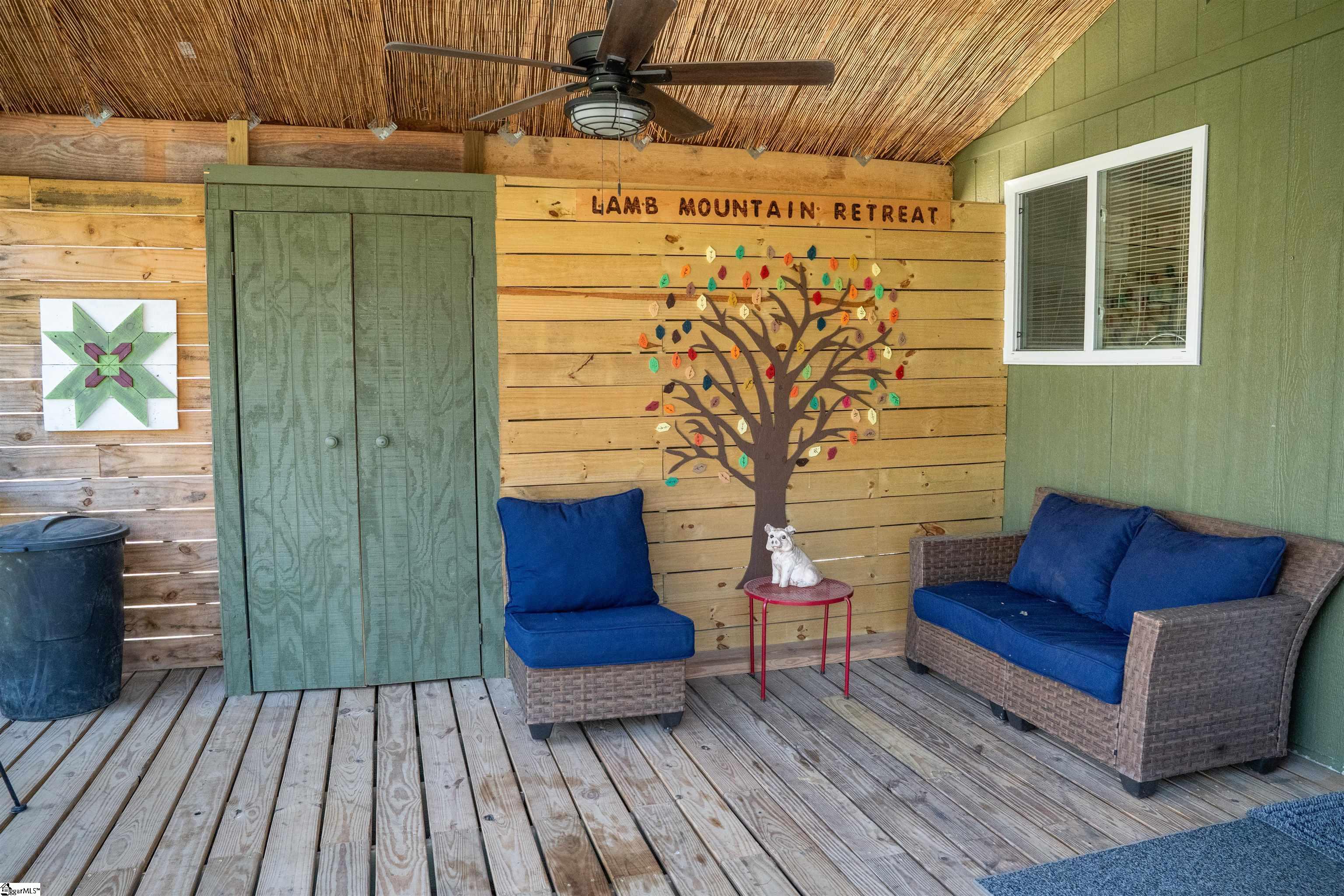 1924 Lamb Mountain Road Hendersonville, NC 28792