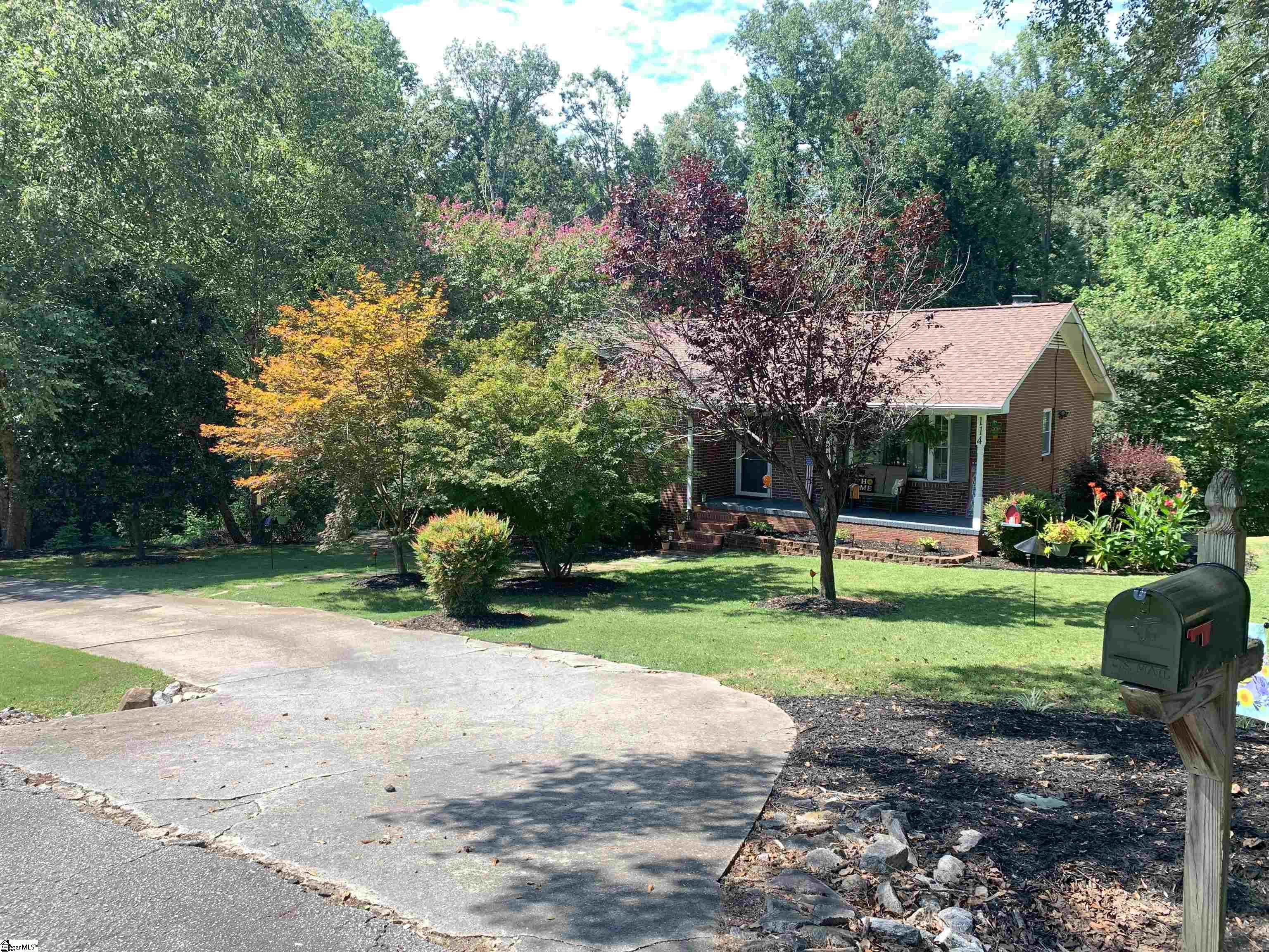 114 Casa Loma Drive Taylors, SC 29687