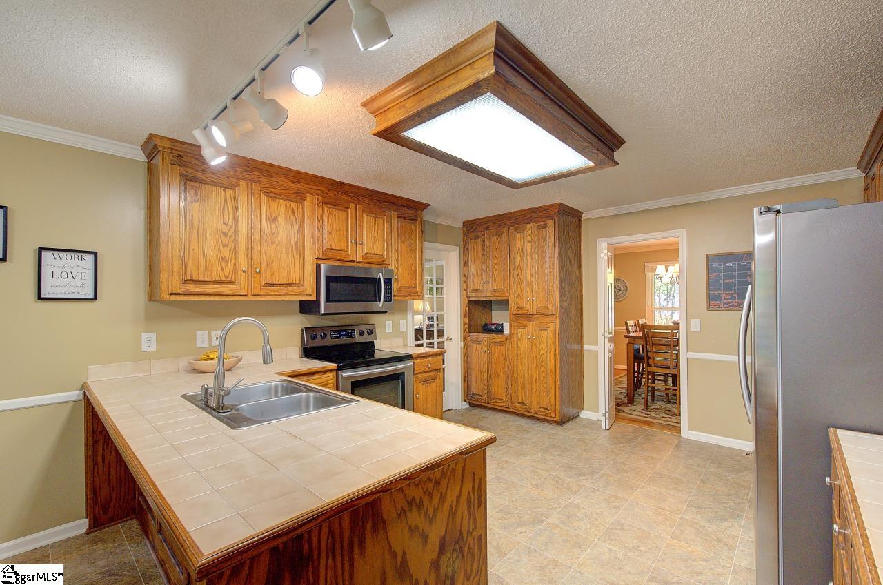 116 Halifax Road Easley, SC 29640