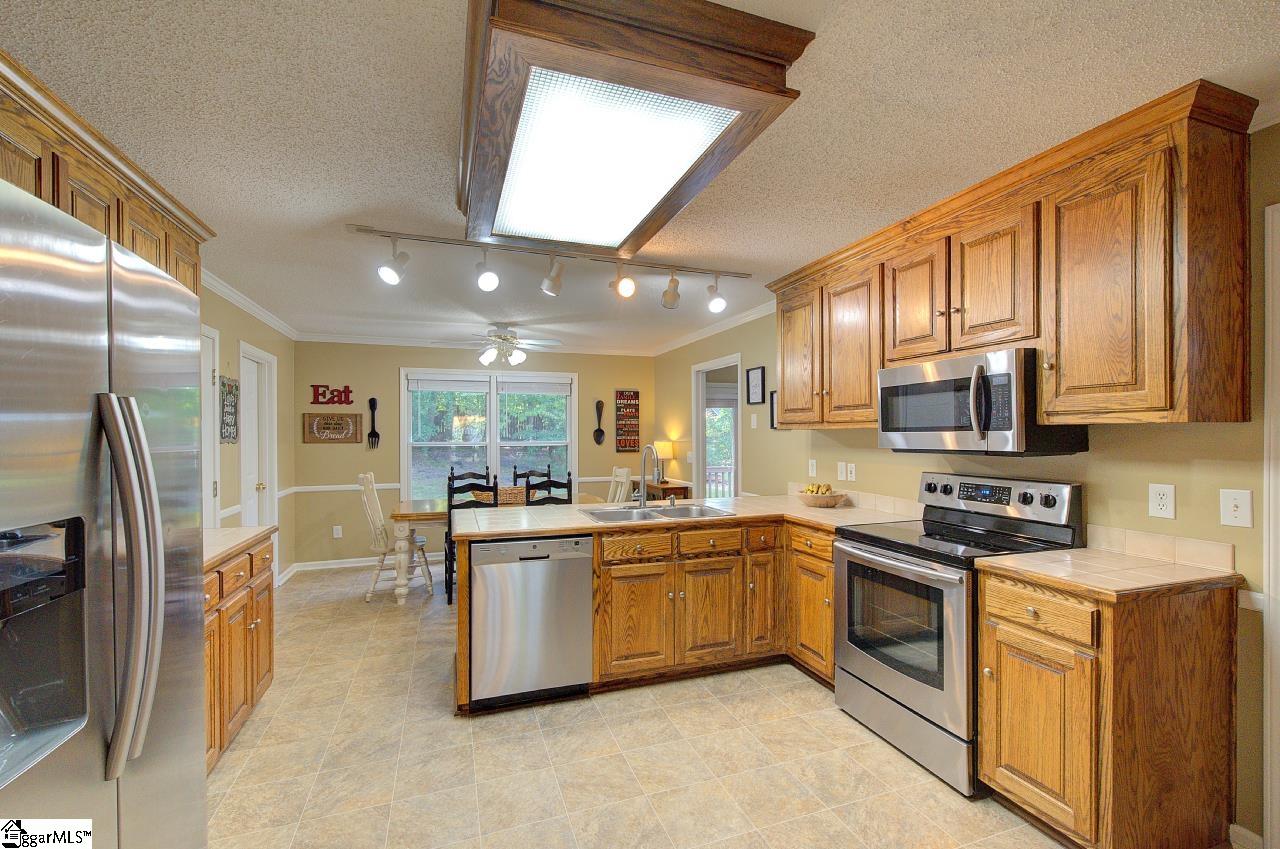 116 Halifax Road Easley, SC 29640