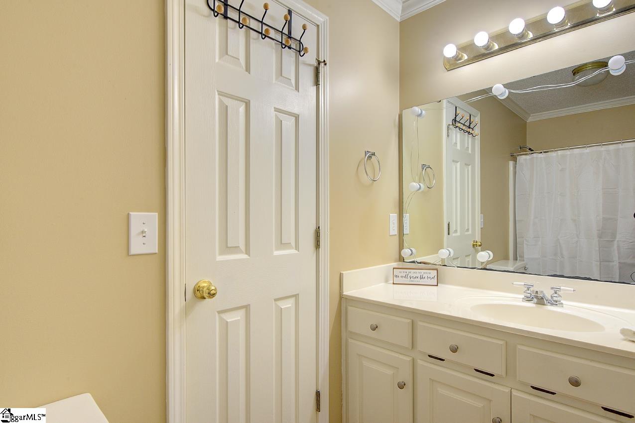 116 Halifax Road Easley, SC 29640