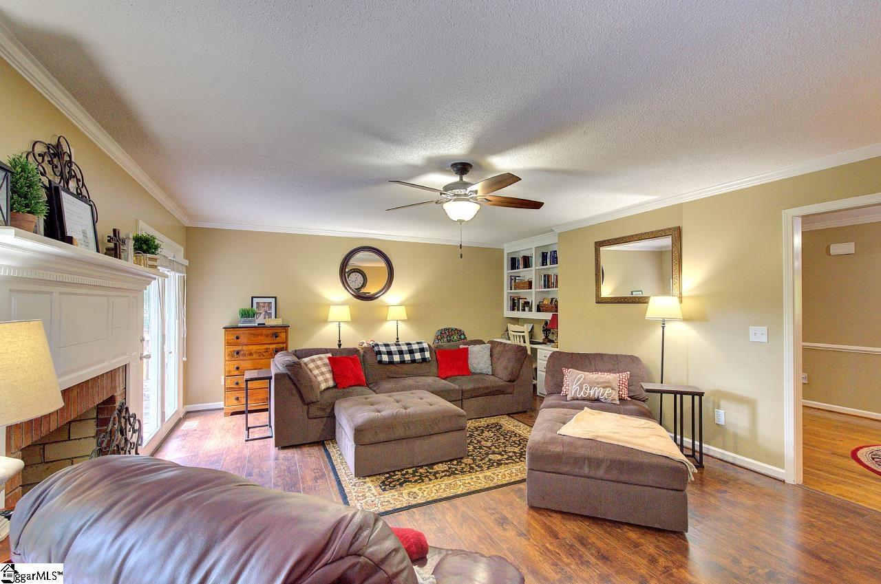 116 Halifax Road Easley, SC 29640