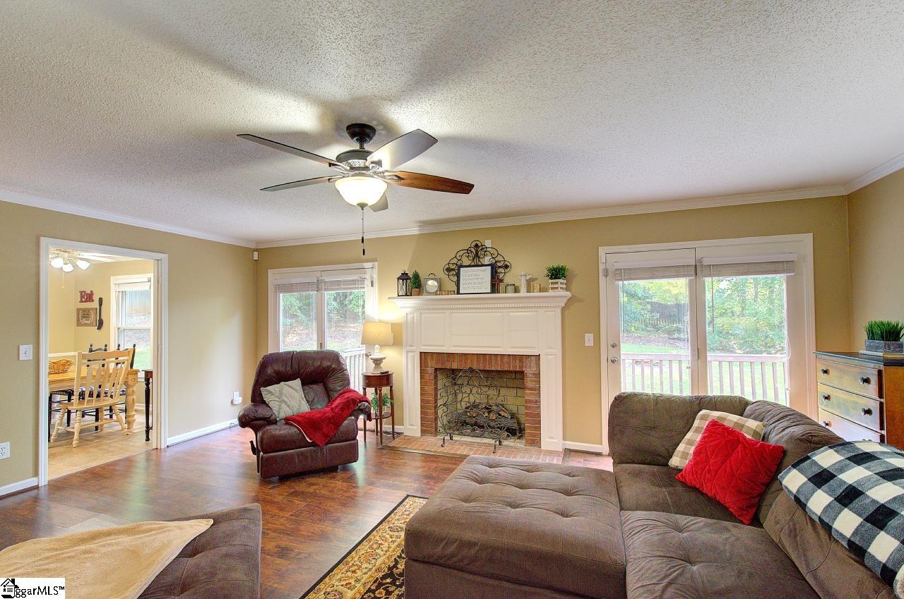 116 Halifax Road Easley, SC 29640