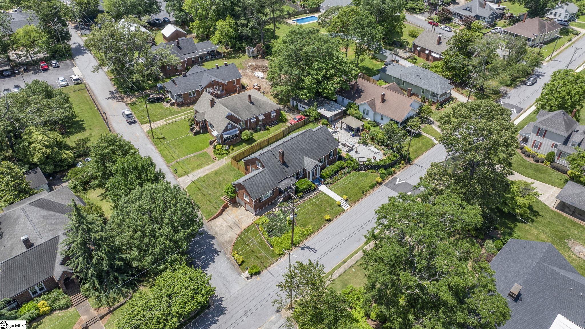 201 W Arlington Avenue Greer, SC 29650