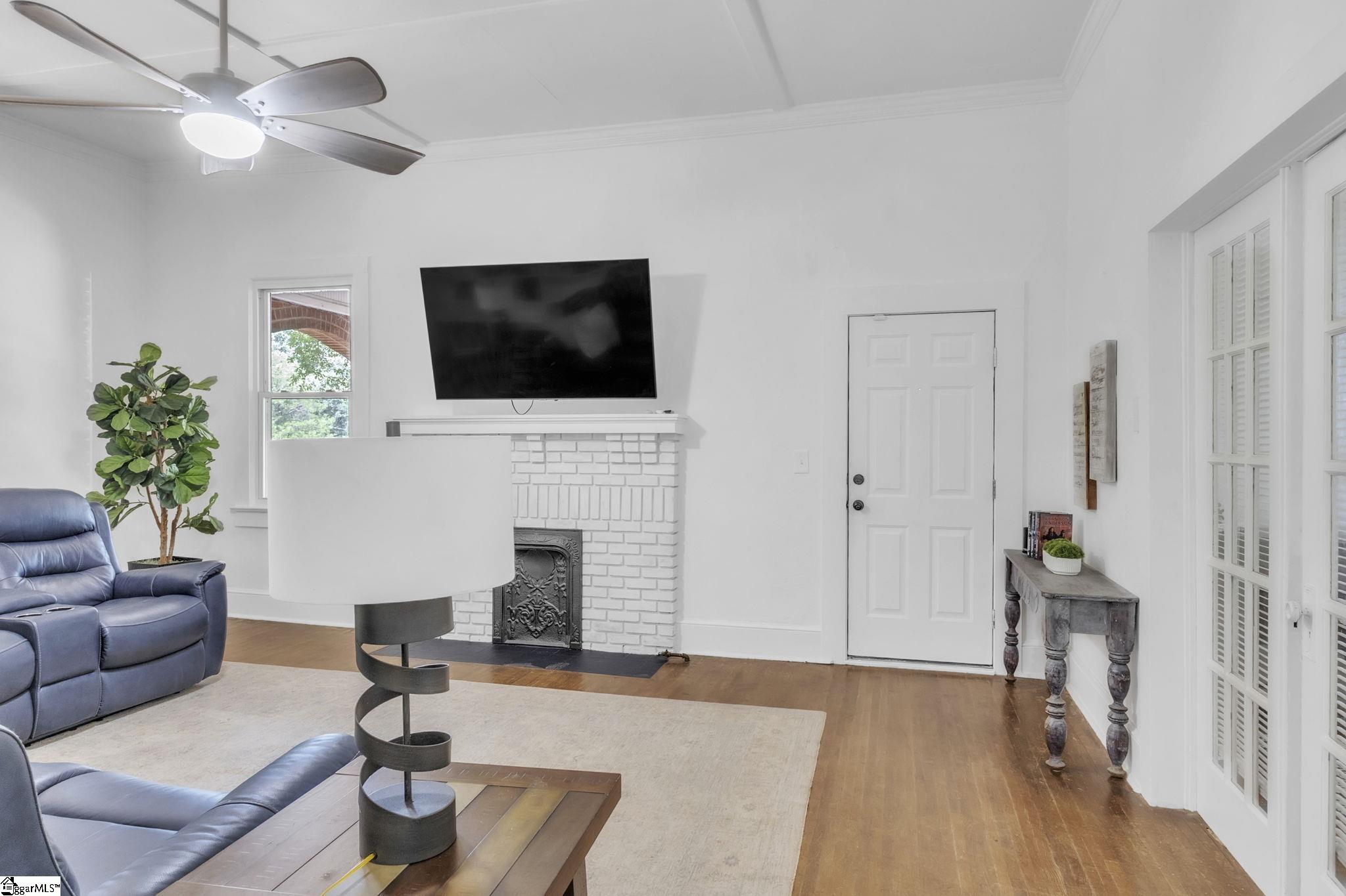 566 S Harper Street Extension Laurens, SC 29360