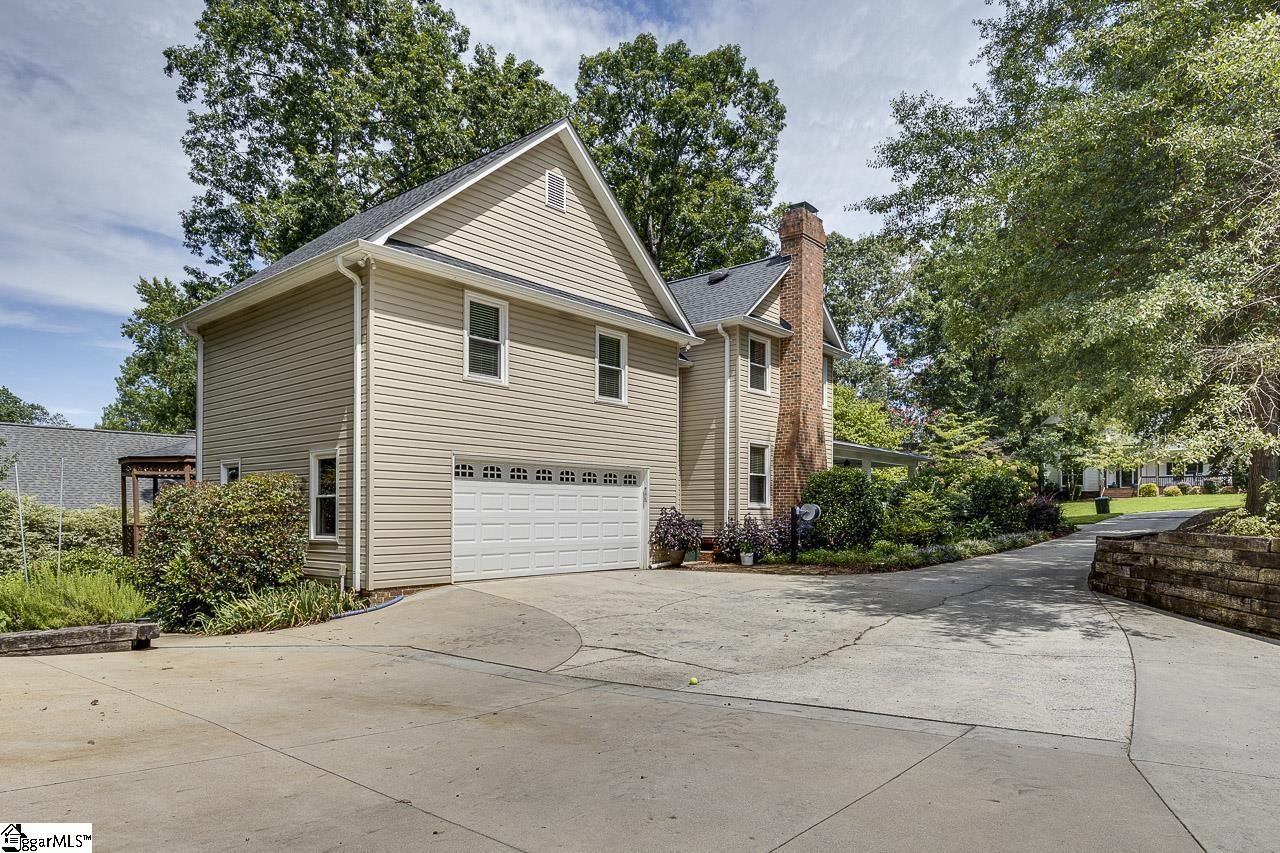 102 W Hackney Road Greer, SC 29650