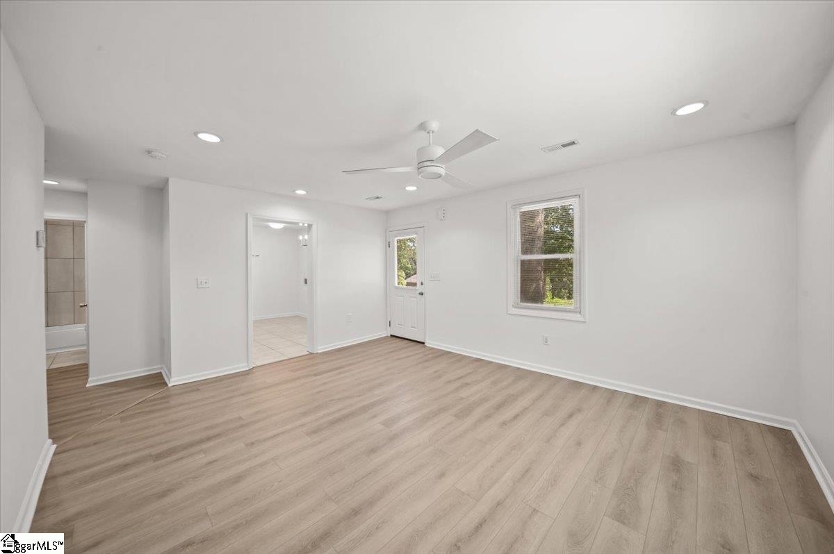 125 Westover Drive Spartanburg, SC 29306