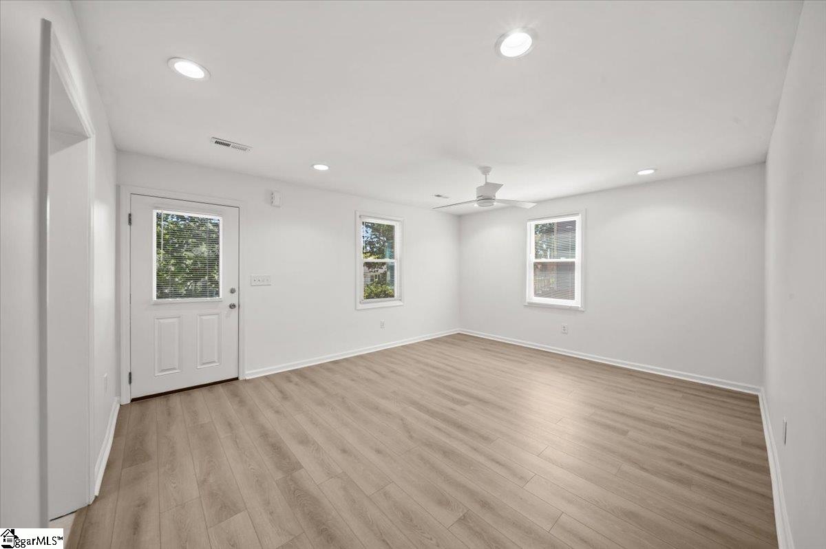 125 Westover Drive Spartanburg, SC 29306