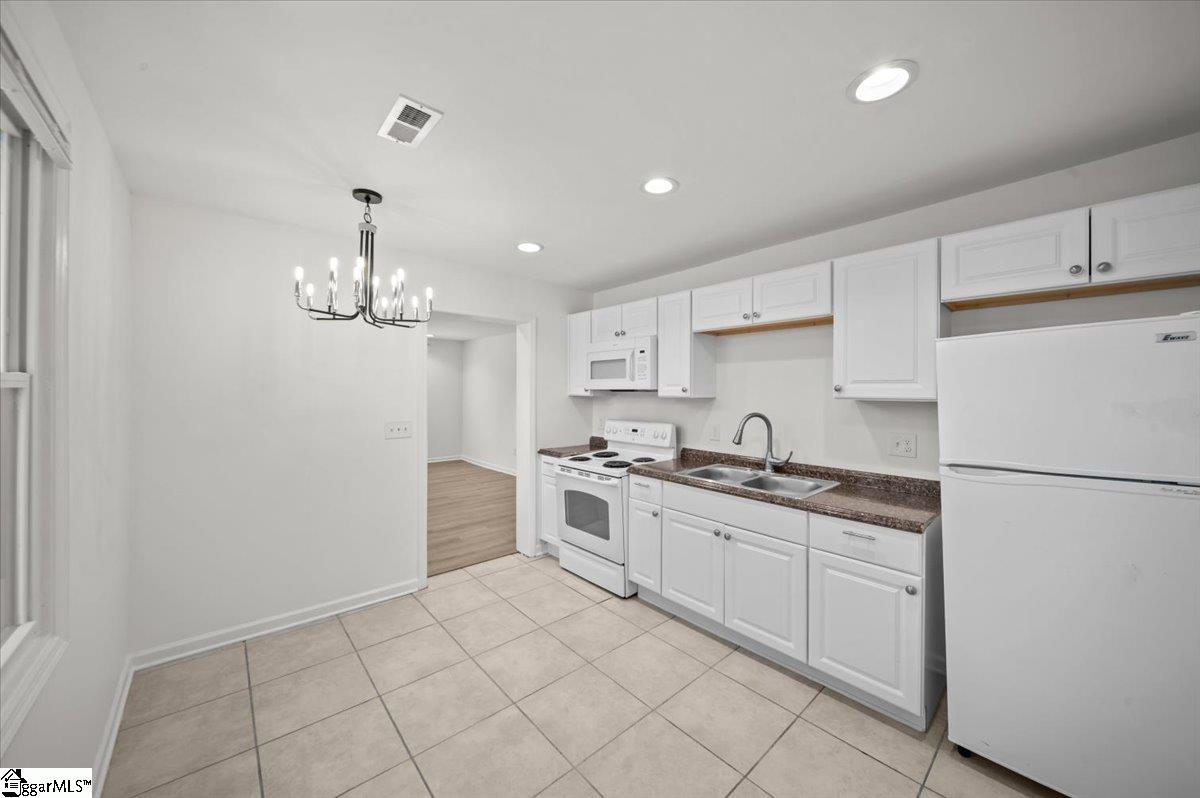 125 Westover Drive Spartanburg, SC 29306
