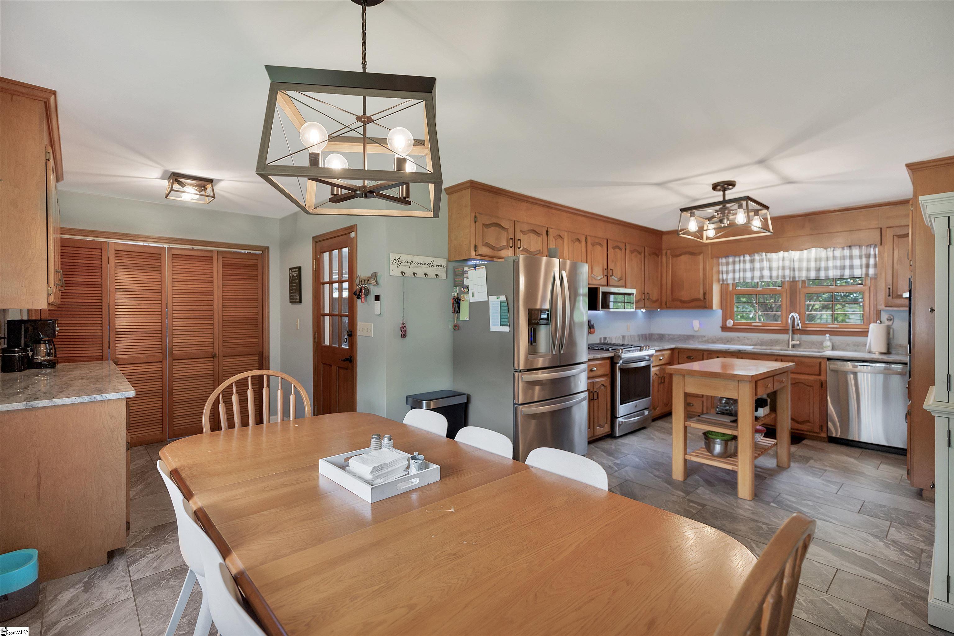 4237 Midway Road Belton, SC 29627