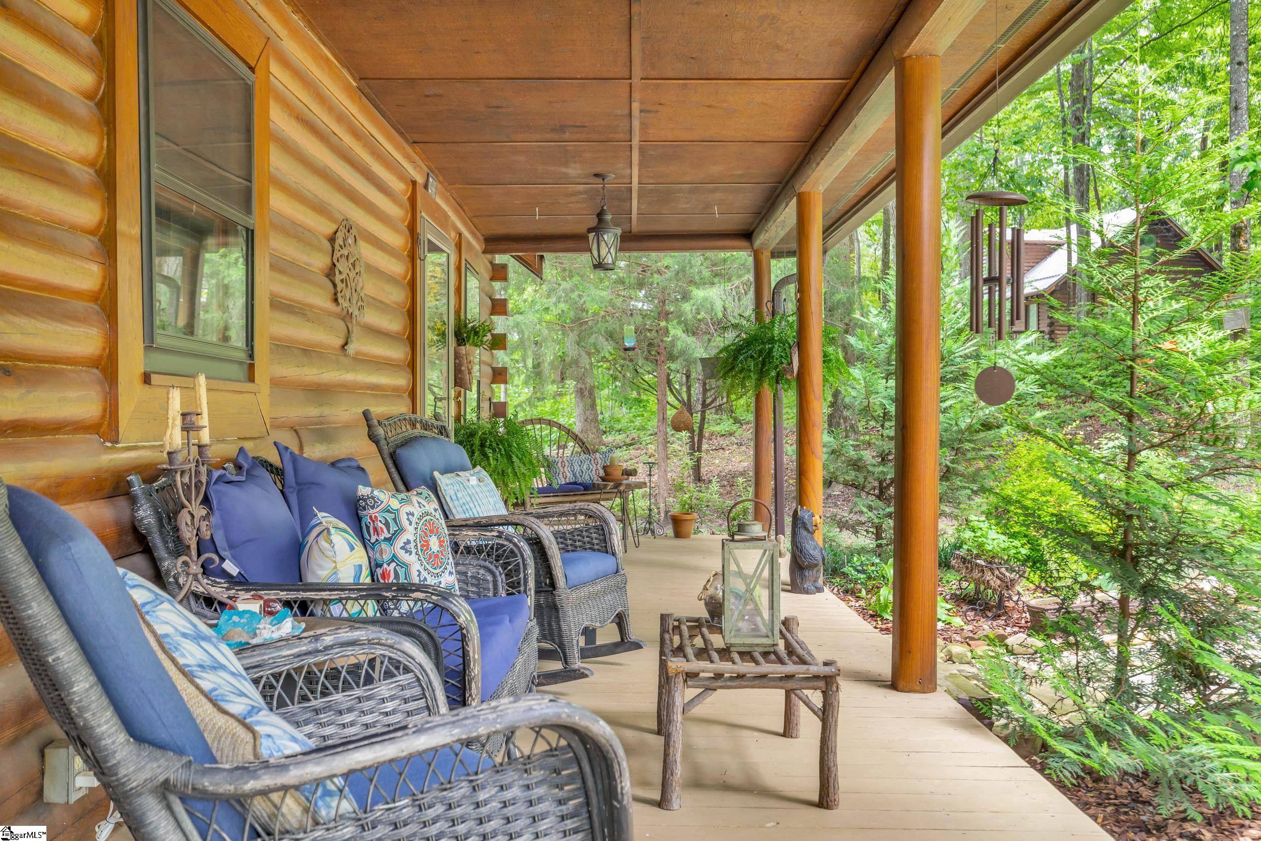 926 White Oak Mountain Road Columbus, SC 28722