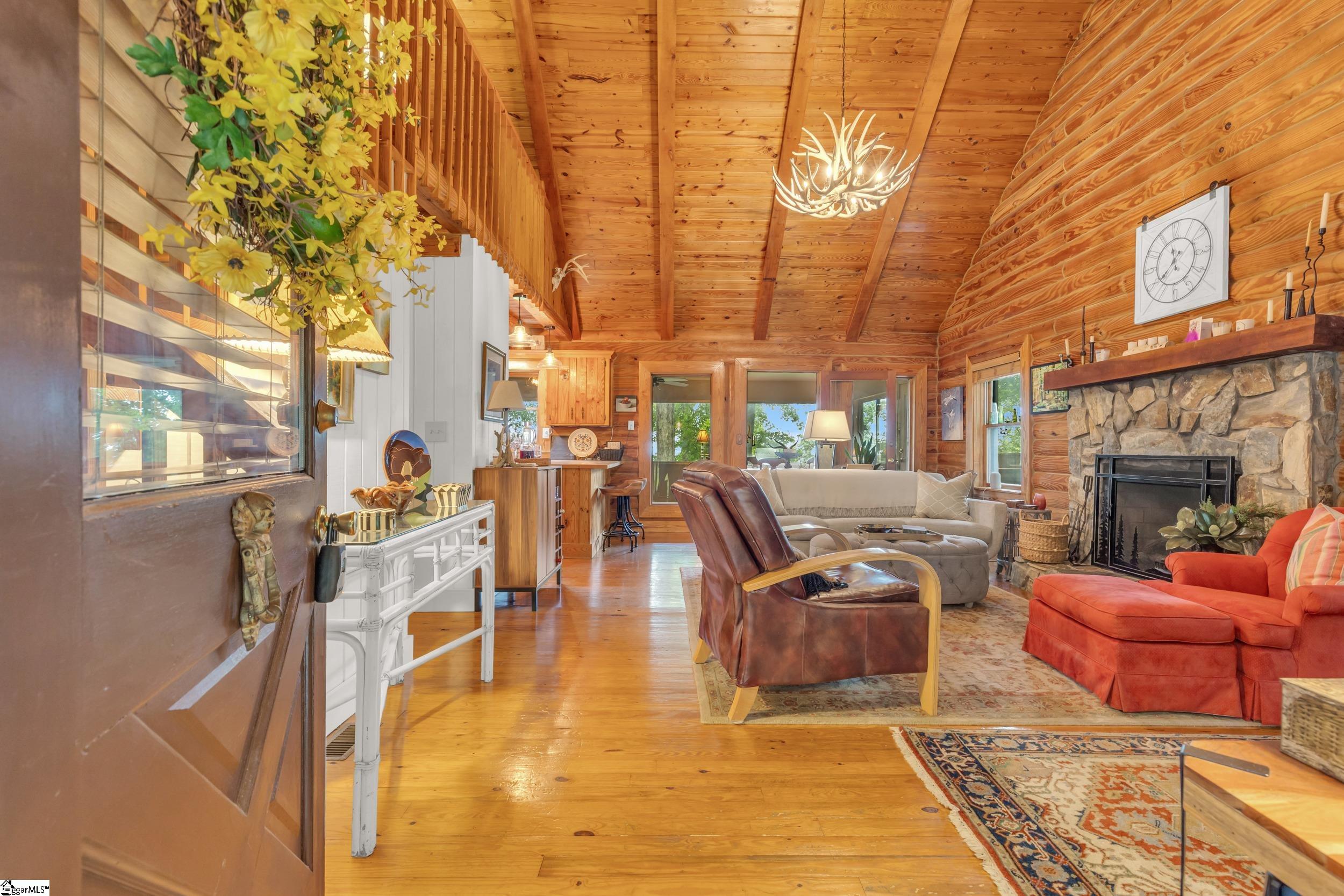 926 White Oak Mountain Road Columbus, SC 28722