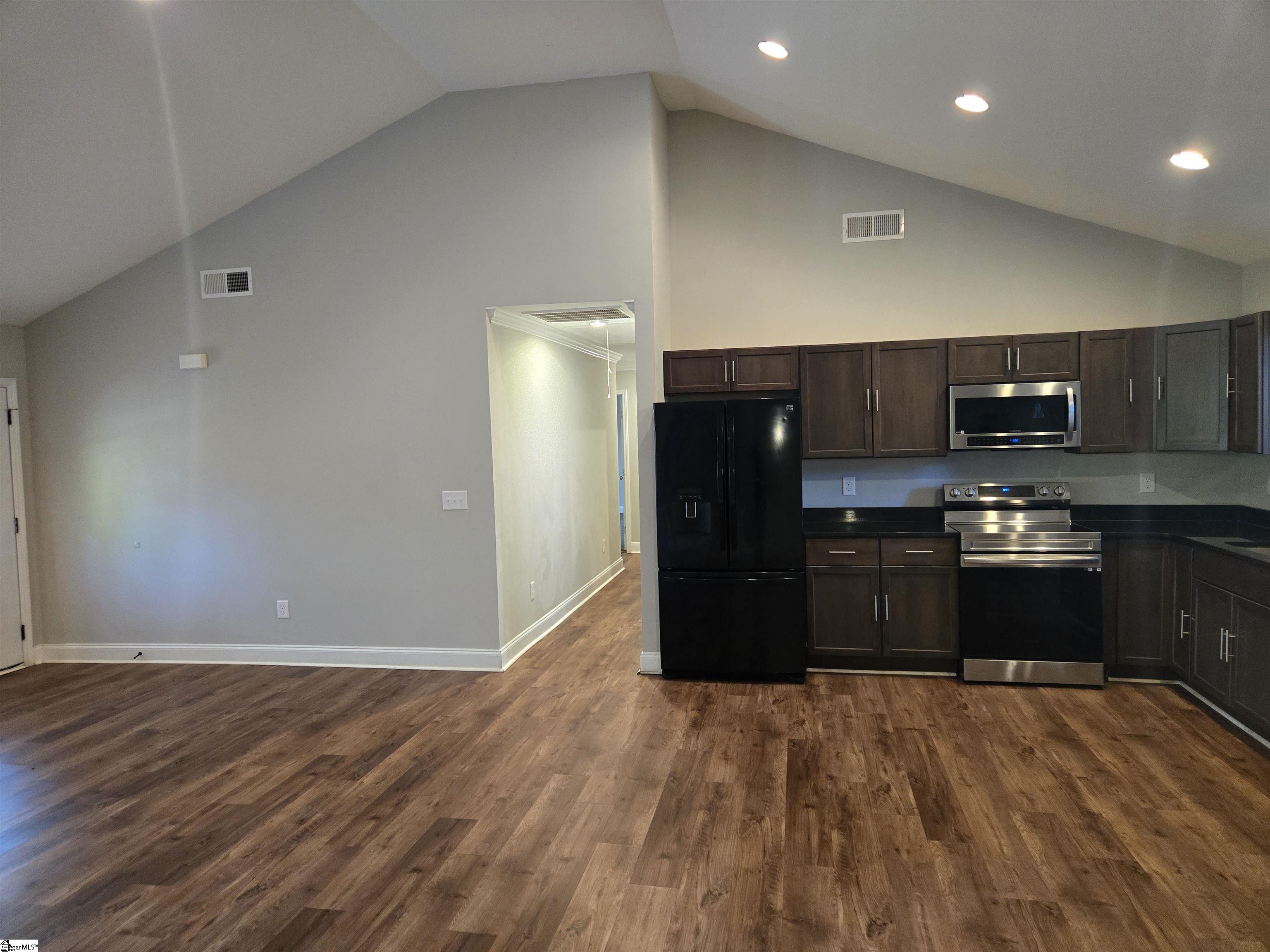 7 W 2nd Street Williamston, SC 29697