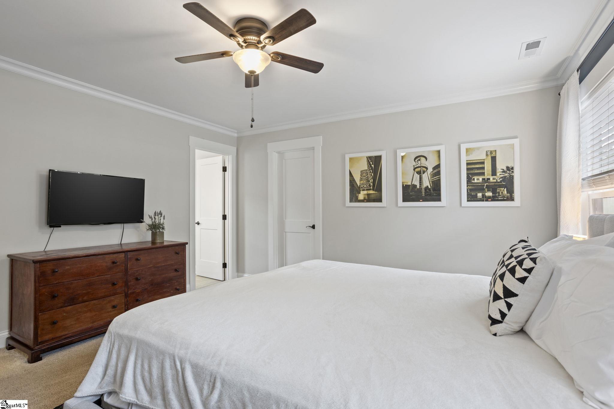 15 Greenridge Drive Greenville, SC 29607