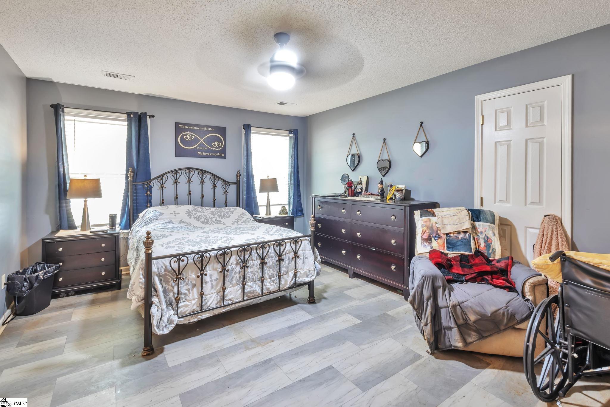 325 Marble Lane Boiling Springs, SC 29316