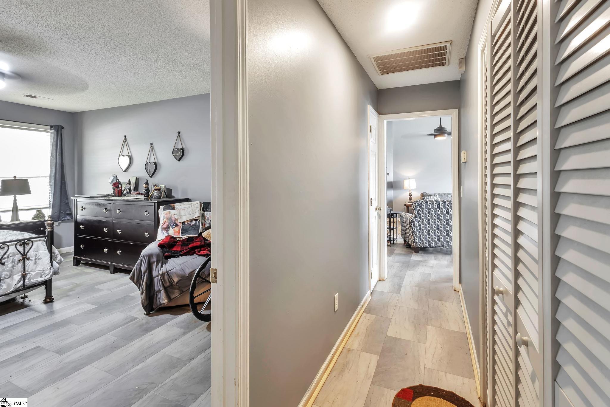 325 Marble Lane Boiling Springs, SC 29316