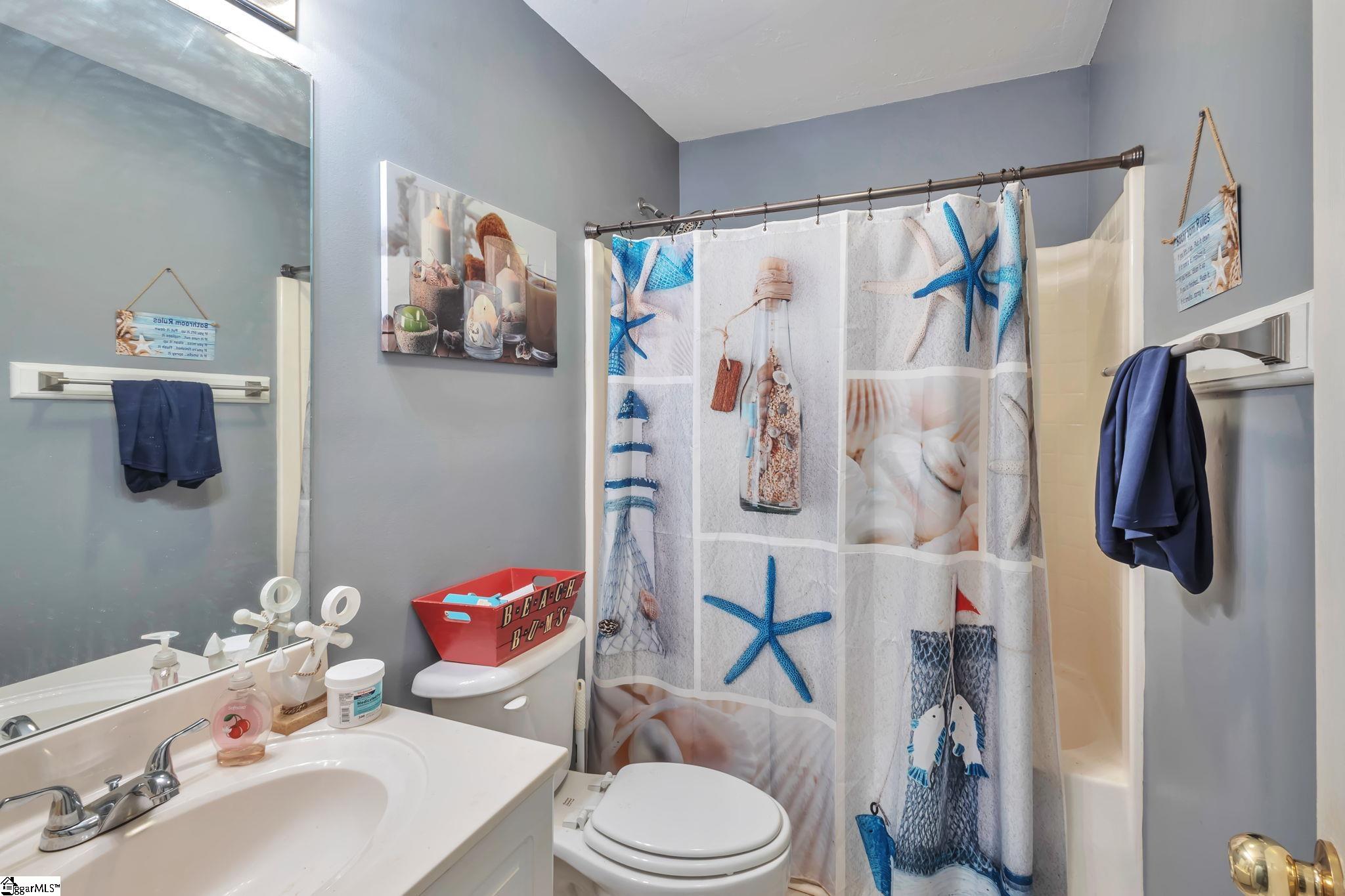 325 Marble Lane Boiling Springs, SC 29316