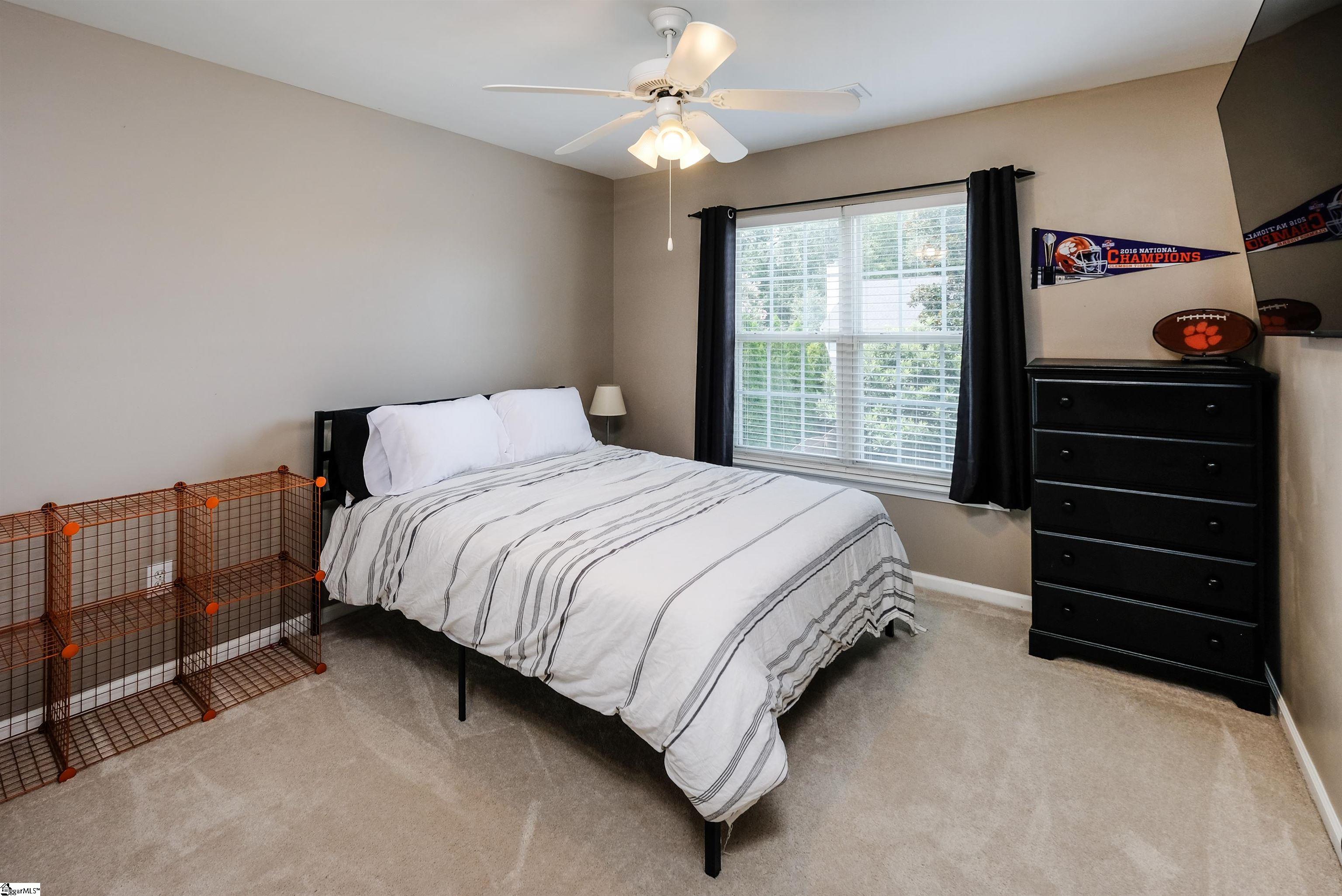 302 Crossvine Way Simpsonville, SC 29680