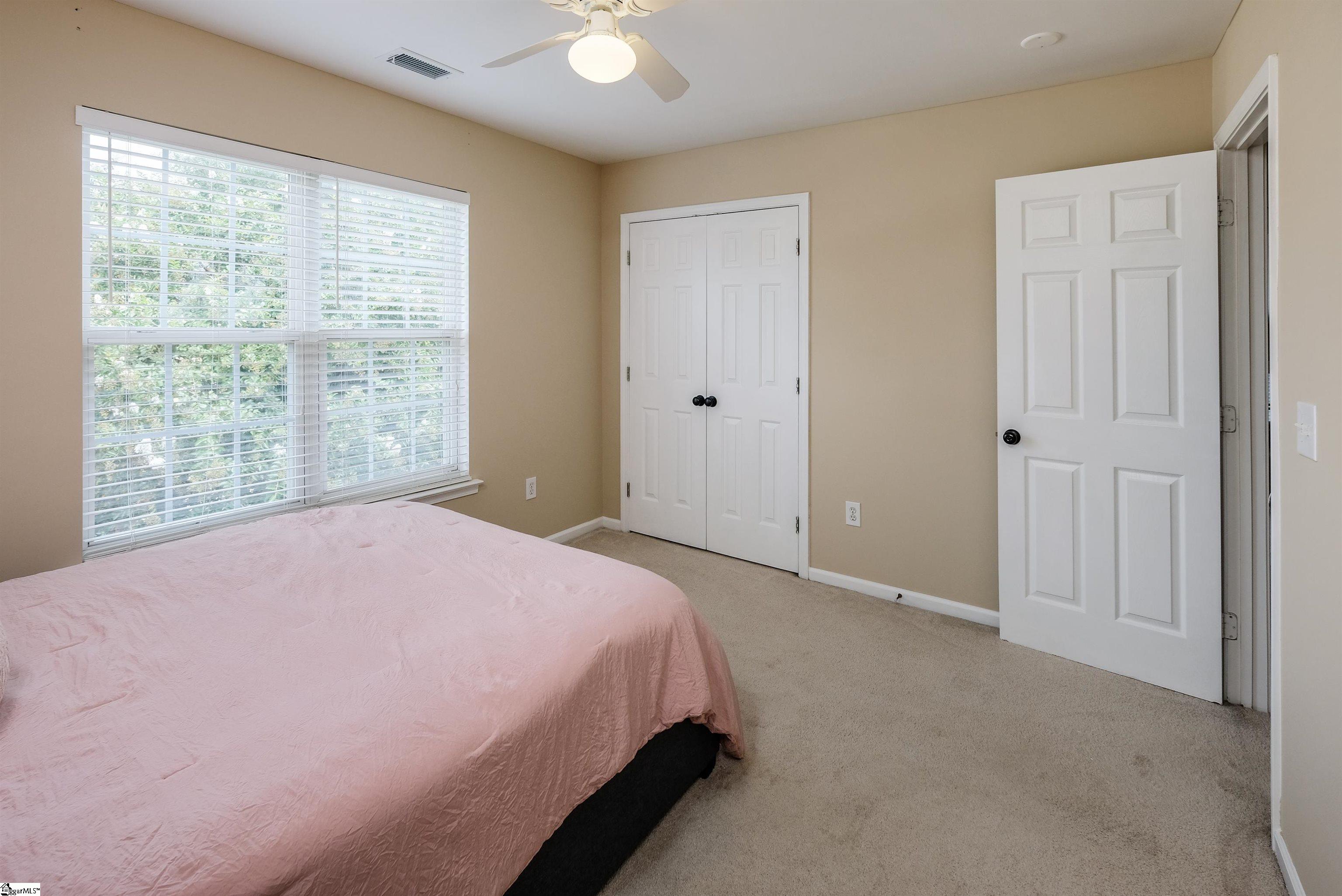 302 Crossvine Way Simpsonville, SC 29680