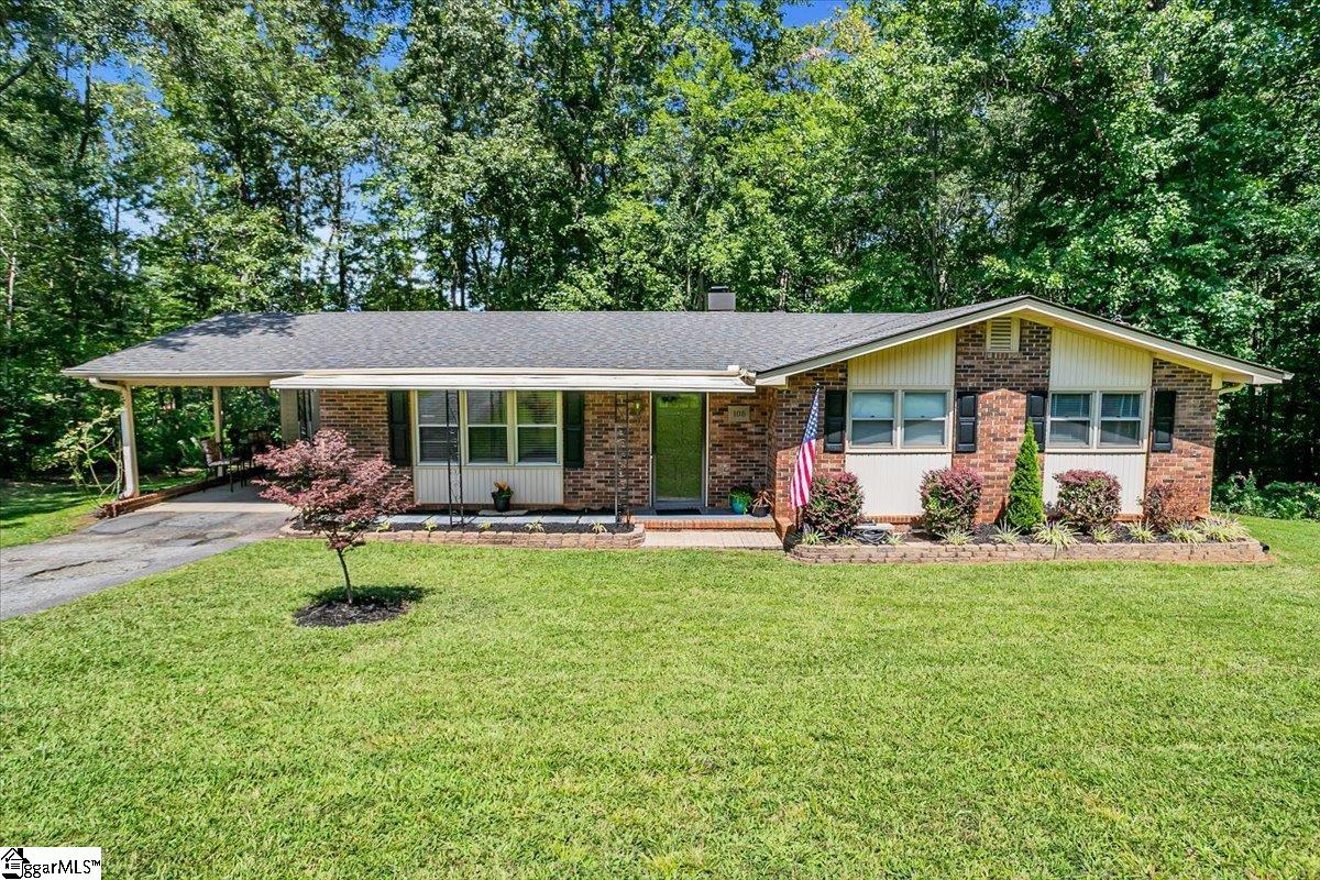 105 Canaan Drive Easley, SC 29640