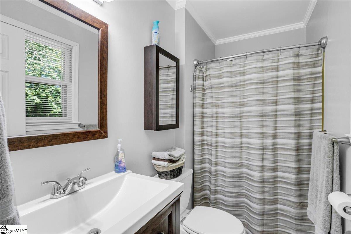 105 Canaan Drive Easley, SC 29640
