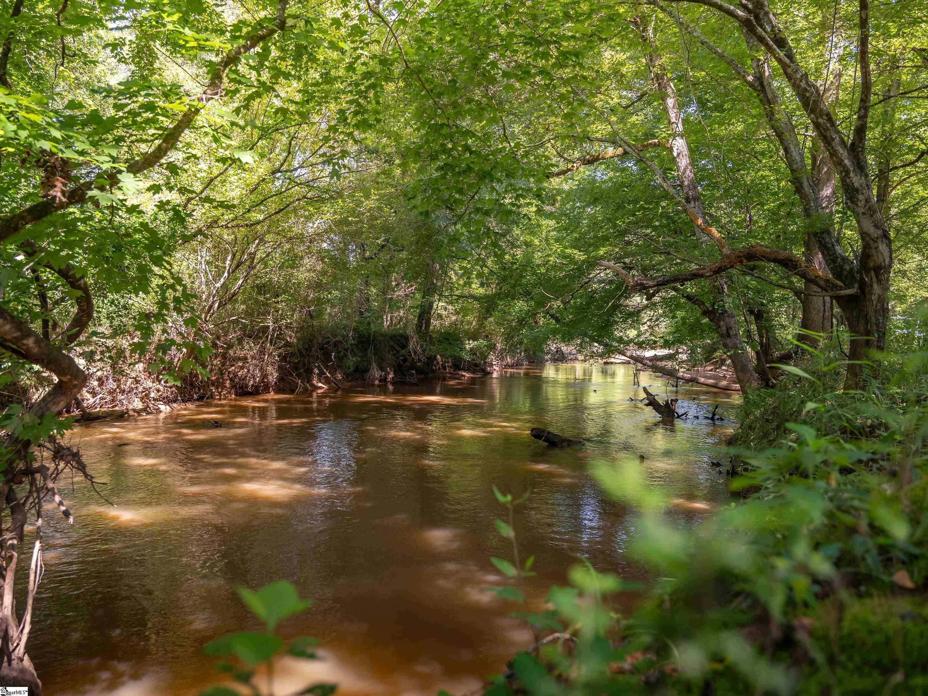 2221 Sc Highway Abbeville, SC 29620